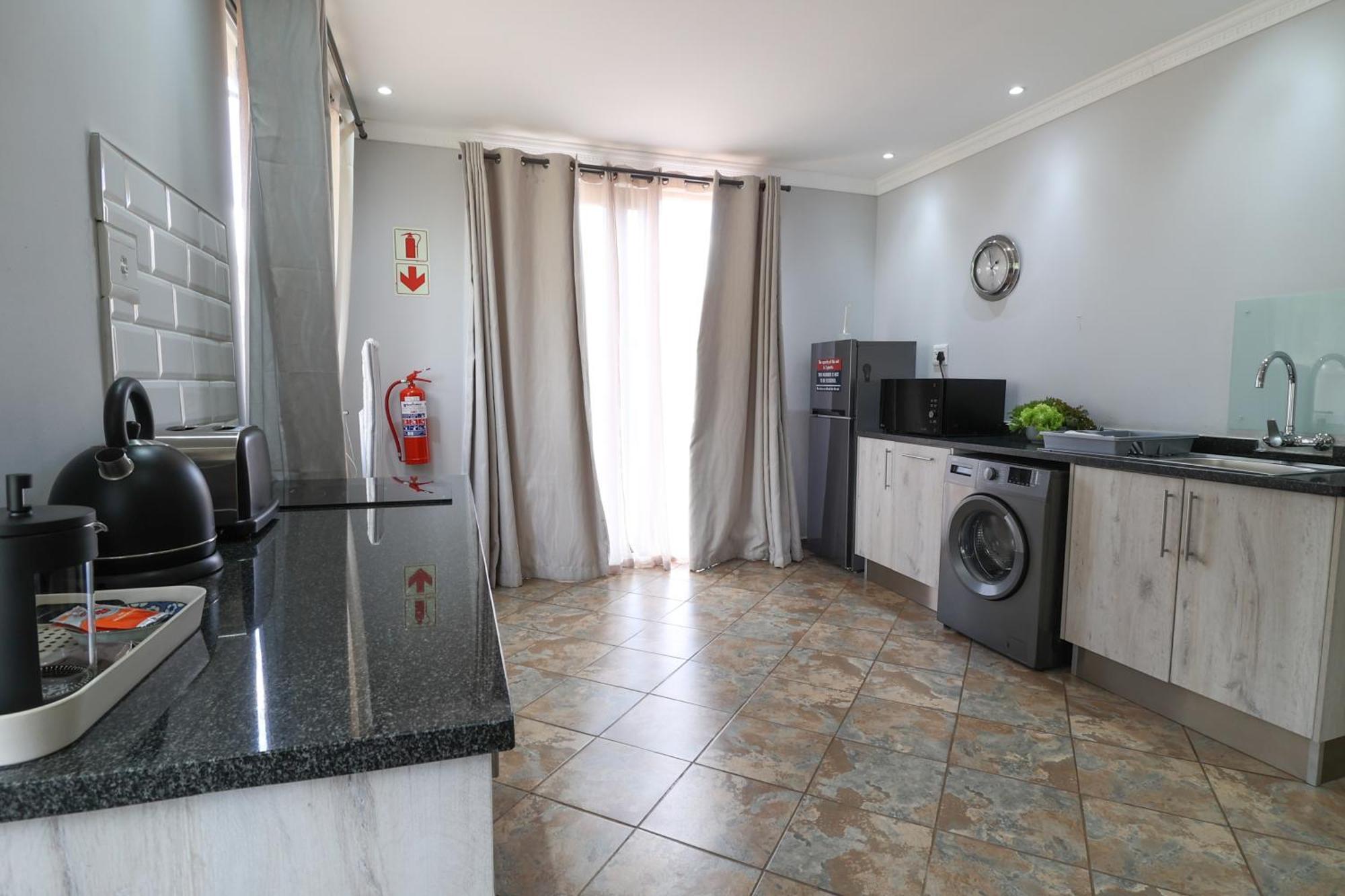 7 At Brainline Apartamento Pretoria-Noord Exterior foto